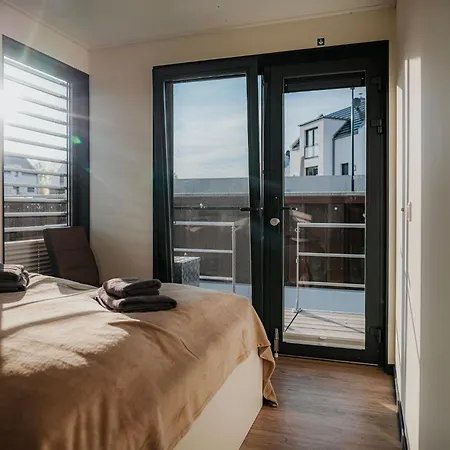 Sealoft Auf Der Ostsee Floatinghouse Trinity By Interhome * Peenemunde