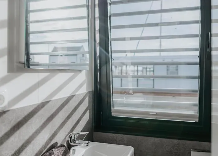 Sealoft Auf Der Ostsee Floatinghouse Trinity By Interhome Appartement *